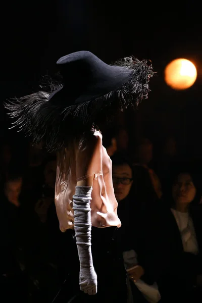 Look 92